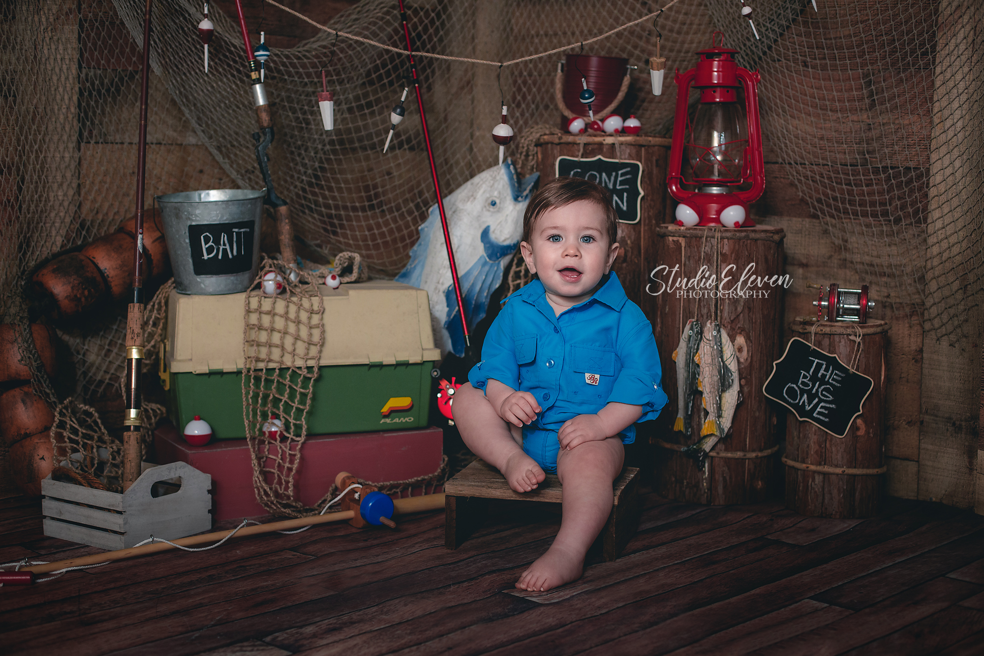 Studio Eleven cake smash photography
